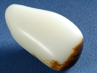 點(diǎn)擊進(jìn)入下一頁(yè) 玉石顏色鑒別 玉石鑒別 石英巖玉 石英巖玉與和田玉 玉石結(jié)構(gòu) 和田玉 白色石英巖玉